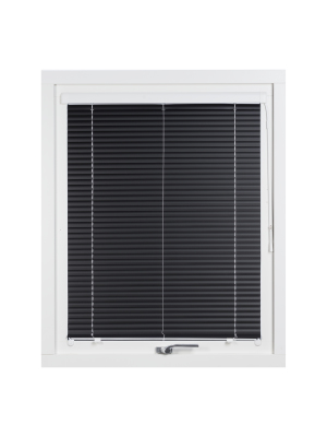 F�rgbyte lameller Svart 049